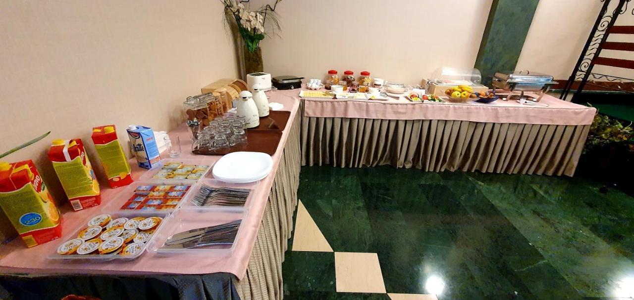 טיראנה Nov Hotel מראה חיצוני תמונה