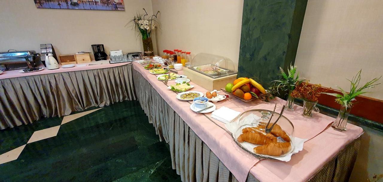 טיראנה Nov Hotel מראה חיצוני תמונה